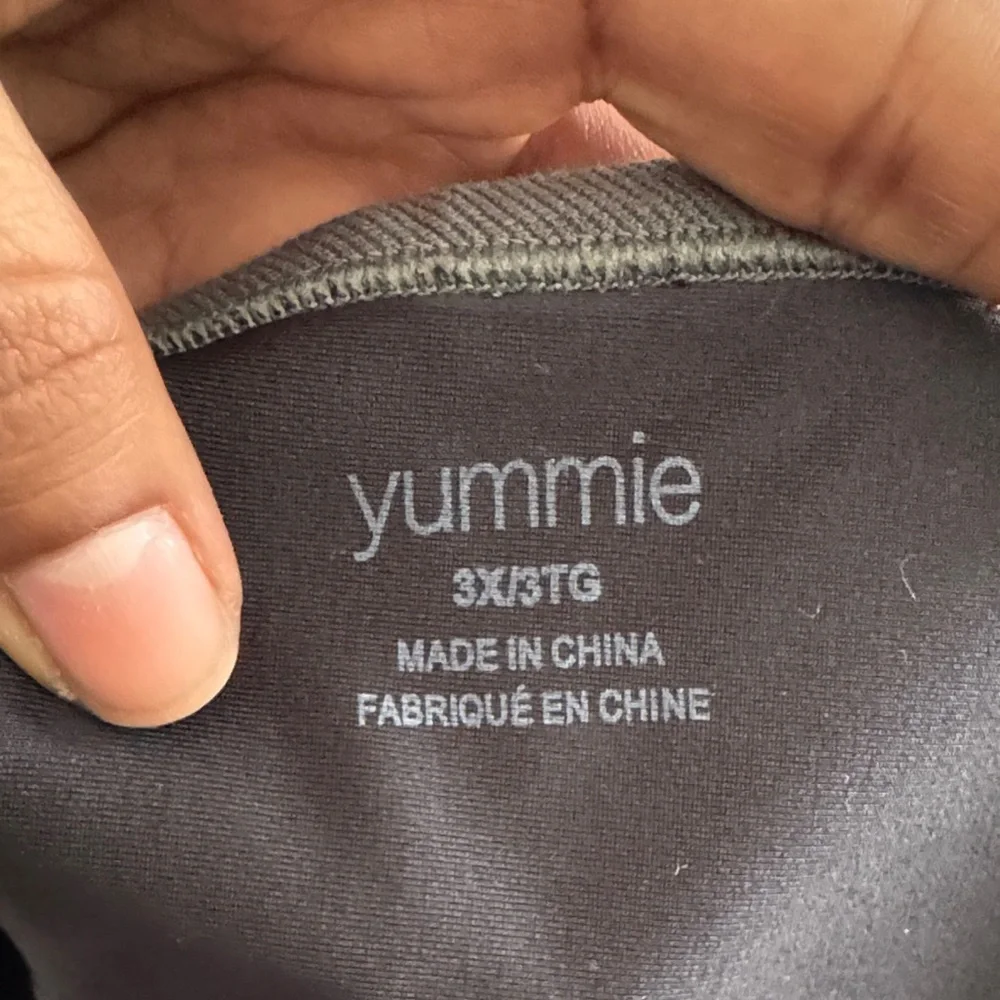 NWT YUMMIE stretch twill green-gray style yt2-486 size 3X/3TG with pockets - Picture 3 of 8